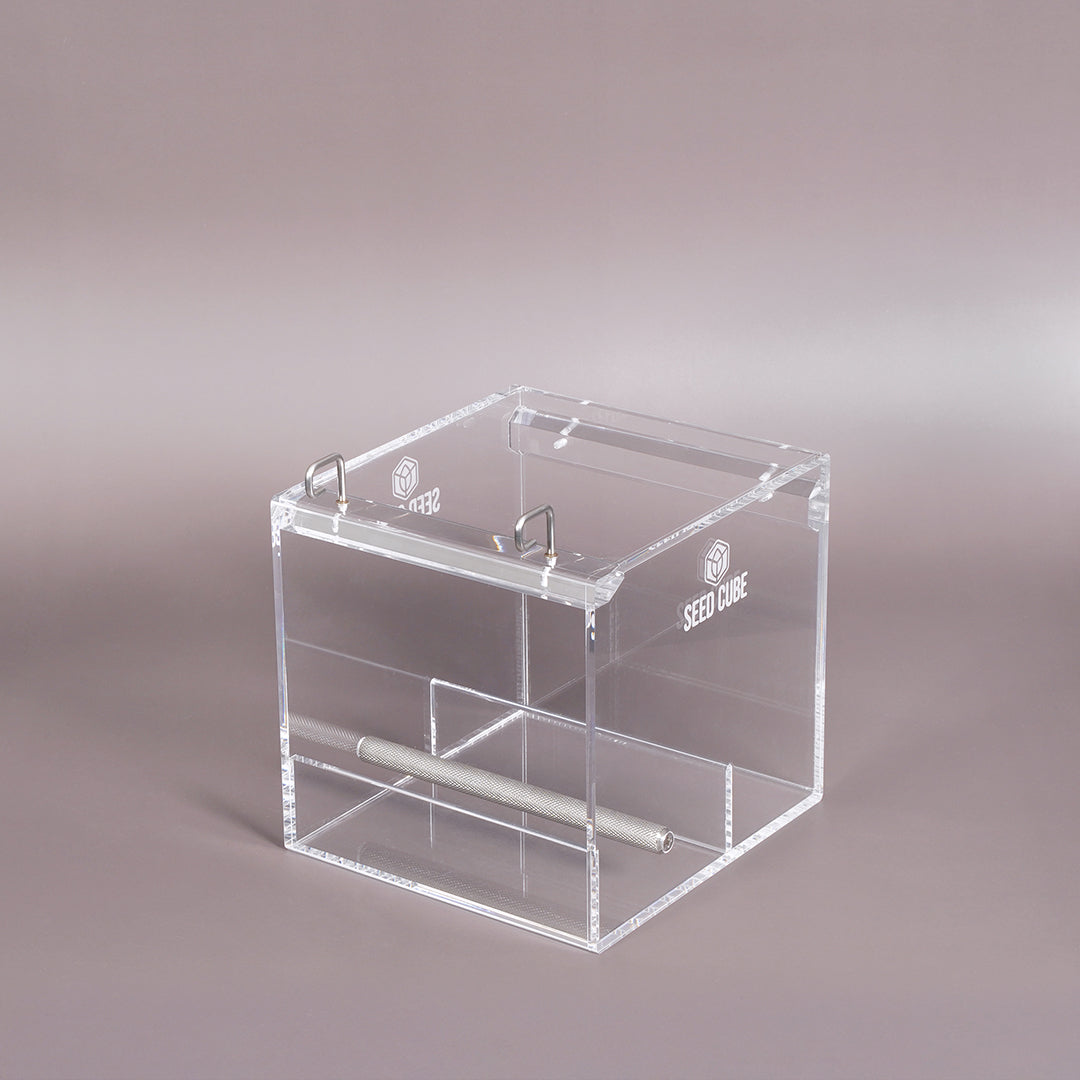 Close-up of the Seed Cube Small feeder opening