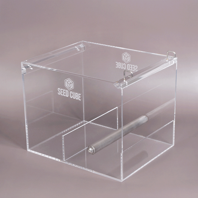 Large Seed Cube no mess bird feeder with Easy-Tray mounted on a cage