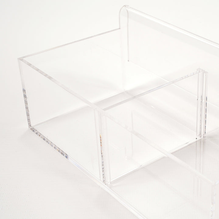 Easy to clean tray insert for Large Seed Cube