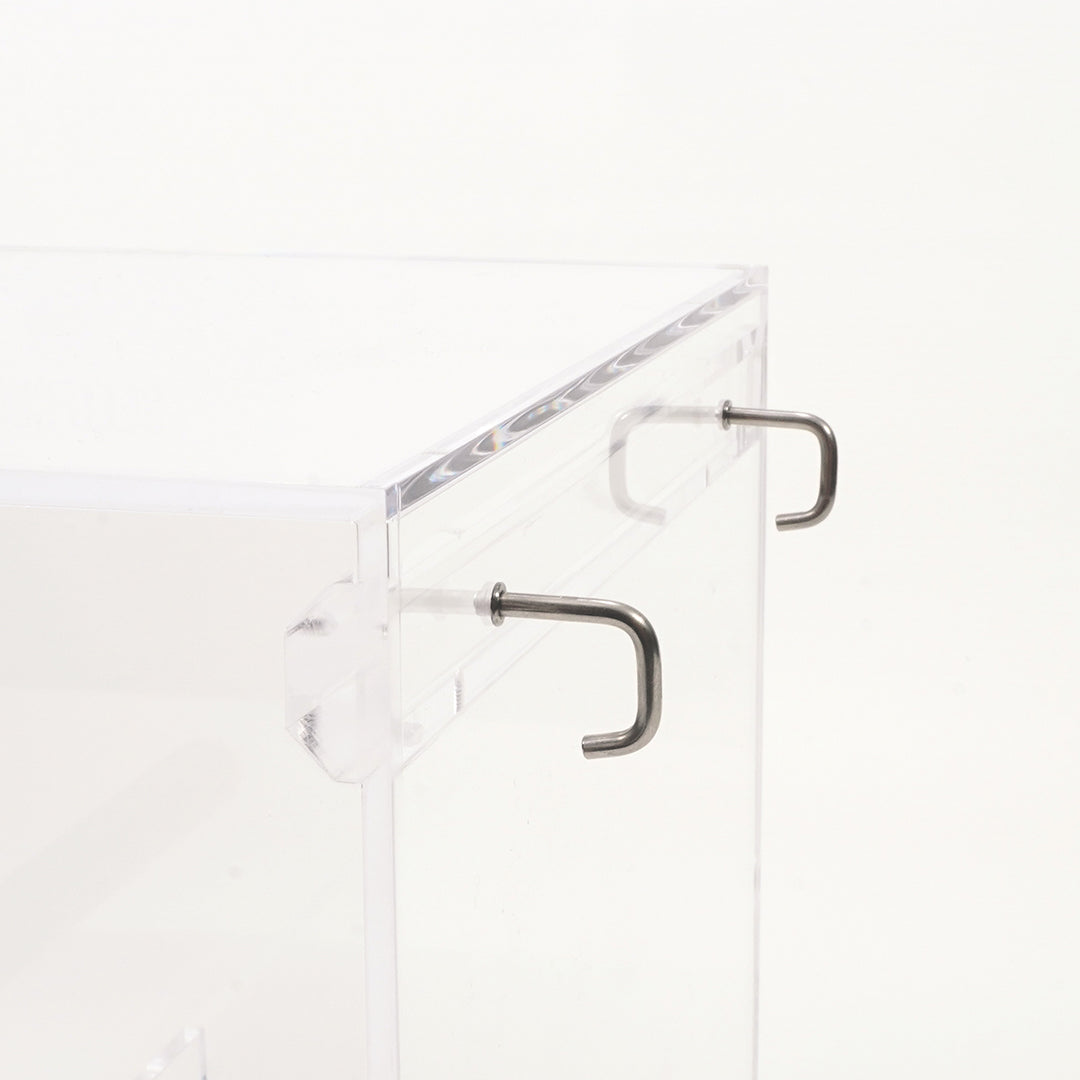Easy installation Large Seed Cube with adhesive strip and hooks
