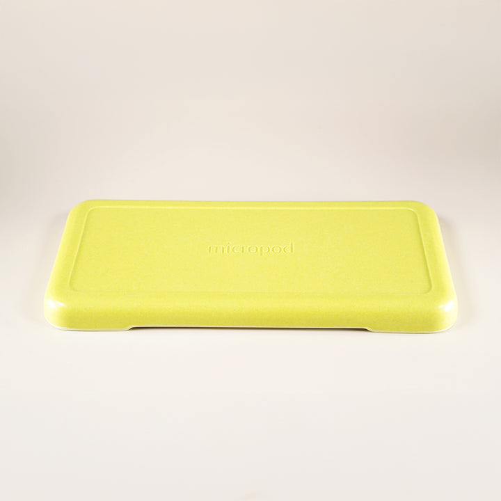 Micropod large lid in grass colour, used to cover trays during germination and support soil-free microgreens growth with Seed Cube feeding.
