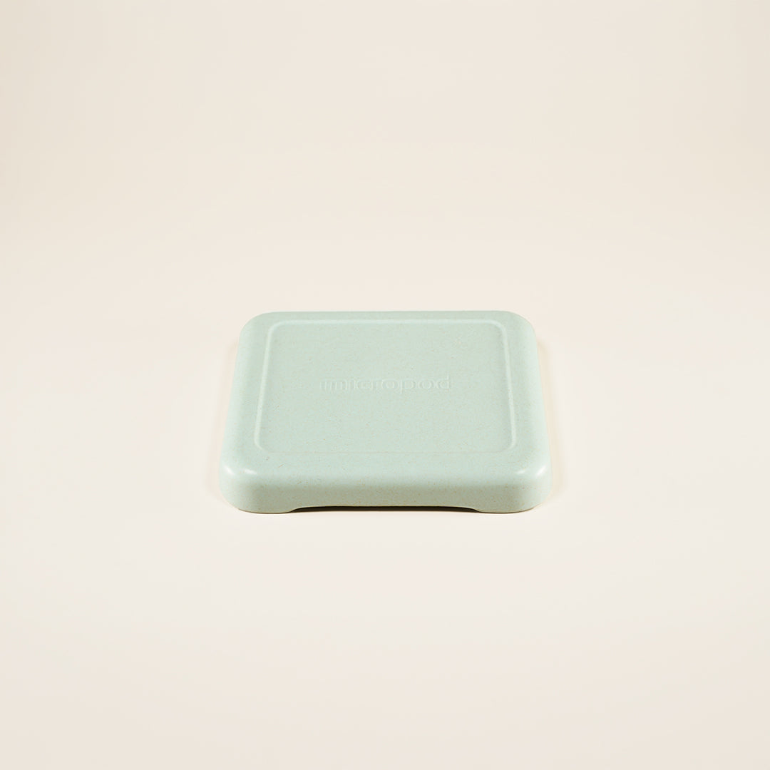 Micropod small lid in seafoam colour, designed for covering trays during germination to support soil-free microgreens growth with Seed Cube.